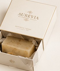 Luxe AUREVIA verpakking met goudfolie